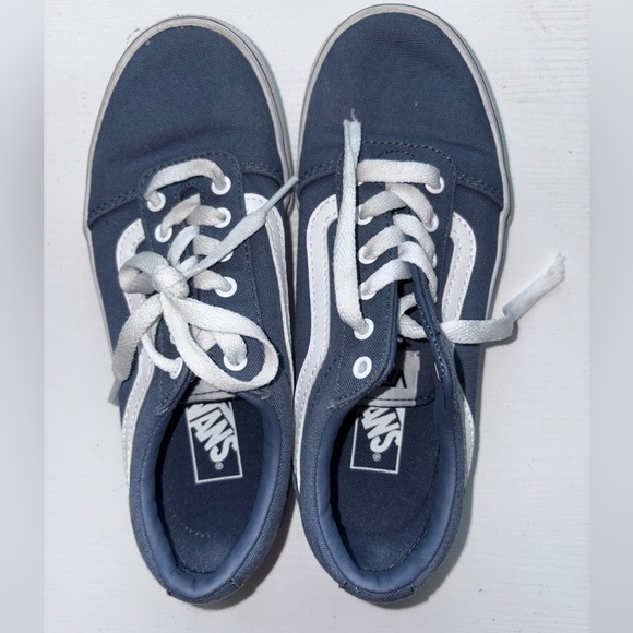 Vans Old Skool Sneakers Kids Youth Size 2 Blue White Low Top Skate Shoes - Picture 2 of 6